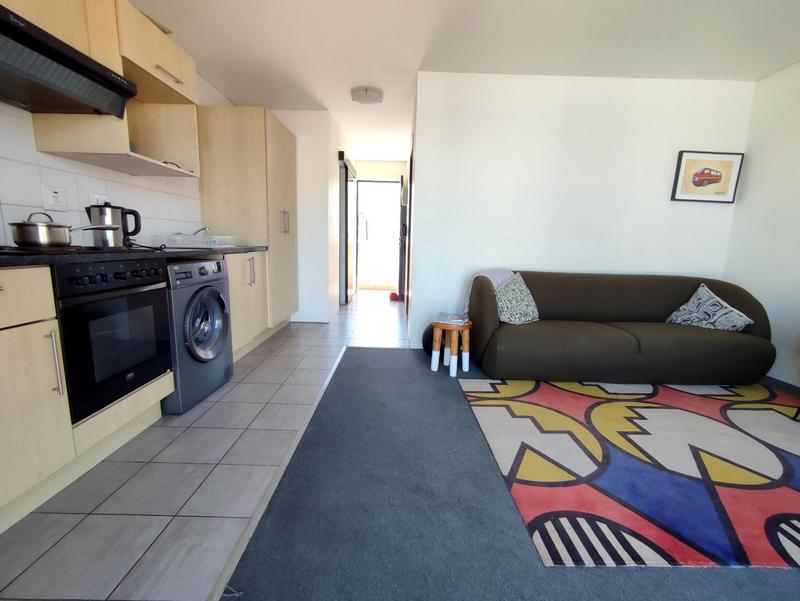 1 Bedroom Property for Sale in Zonnebloem Western Cape